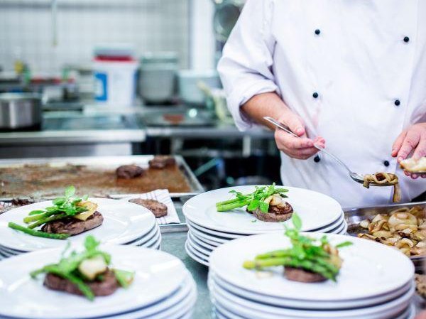 Essen auf Rädern vom Mahlzeitendienst St. Elisabeth Senden-Iller