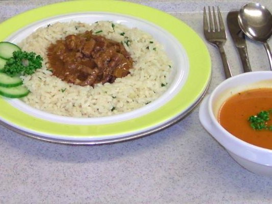 Essen auf Rädern vom St.  Elisabeth Pflegezentrum Senden