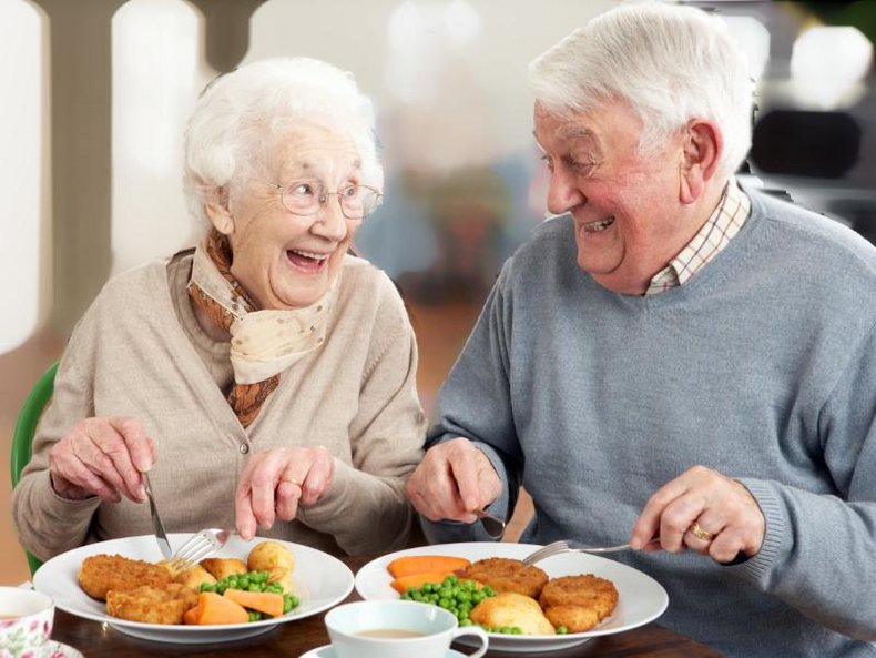 Tagespflege mit Mittagessen im Pflegezentrum St. Elisabeth Senden